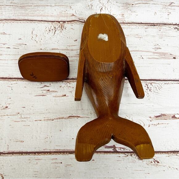 FIRST NATIONS Large Pearlite Haida Wooden Whale Box - Picture 5 of 7